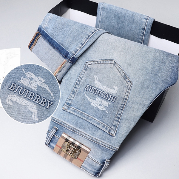 ブランドジーンズ正面デザイン